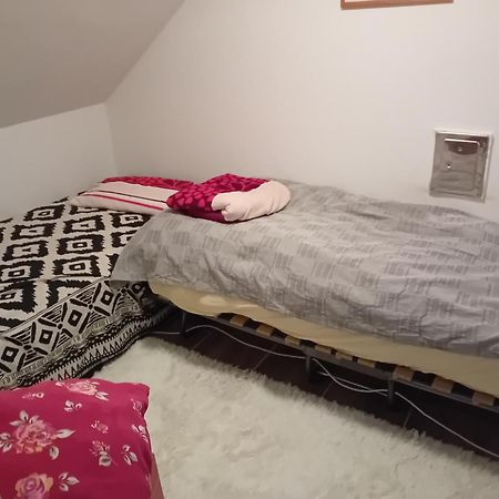 Bei Hanna Daire Enying Dış mekan fotoğraf