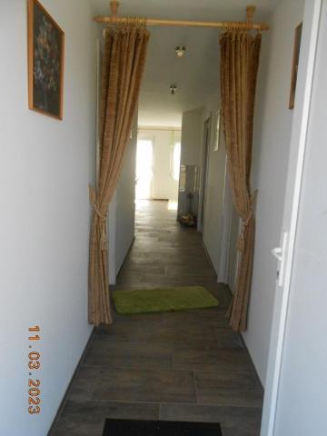 Bei Hanna Daire Enying Dış mekan fotoğraf